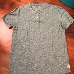 American Eagle grey button up
